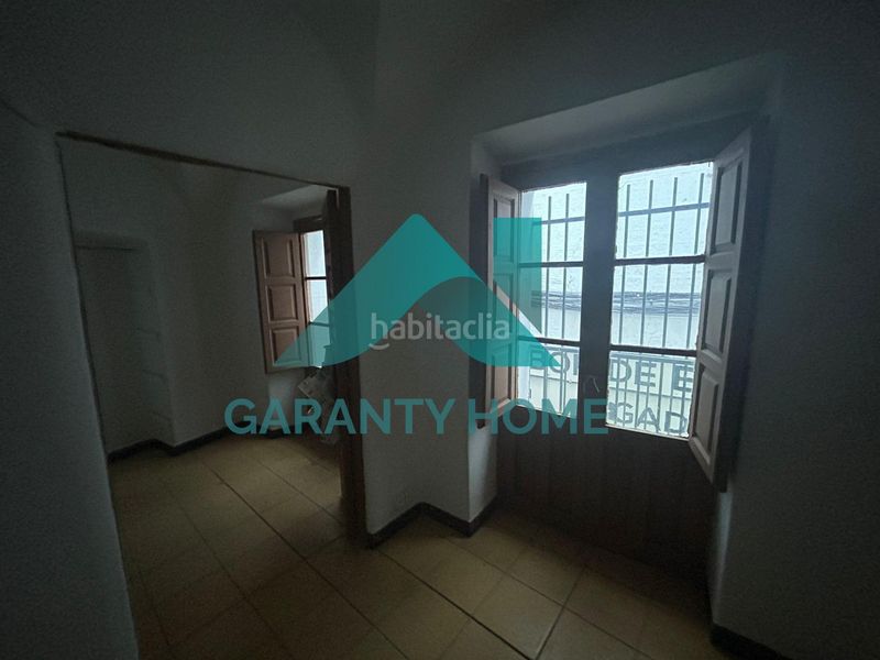 Foto 4a36fe7b-dcb2-4f10-ae70-e6971b44f5bf. Casa se vende vivienda y local en zona pintores plaza mayor en Cáceres