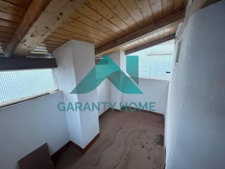 Maison à Casco Antiguo. Se vende vivienda y local en zona pintores plaza mayor