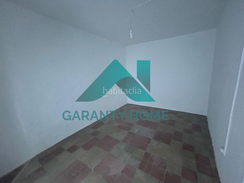 Foto 87890c52-2bf7-4d38-b6b3-f8c084055bc9. Casa se vende vivienda y local en zona pintores plaza mayor en Cáceres