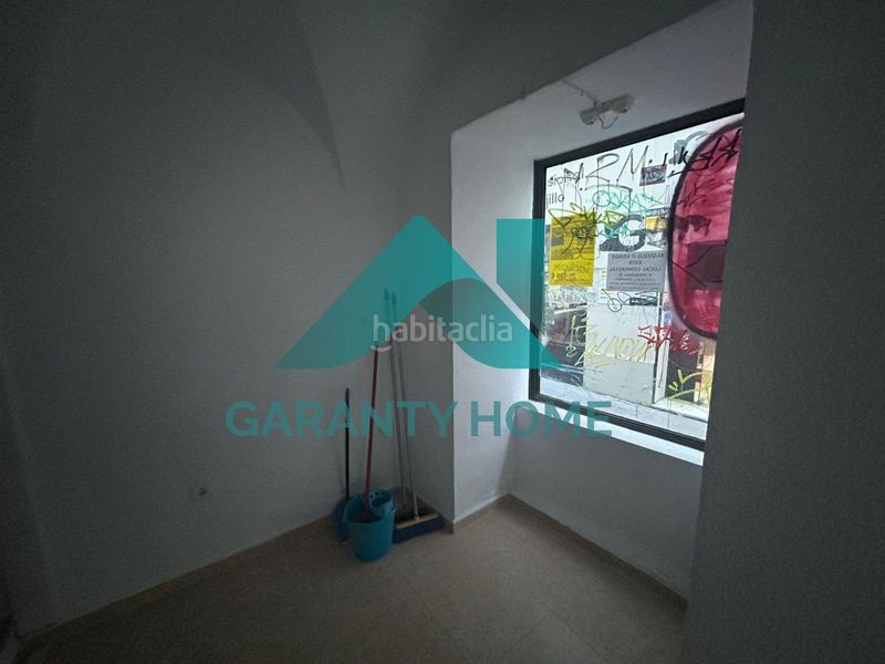Foto d0cf75da-f6c0-4775-a93b-3530ef20acff. Casa se vende vivienda y local en zona pintores plaza mayor en Cáceres