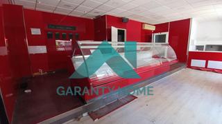 Lloguer Local Comercial a Ruta de la Plata. Se alquila local en el vivero