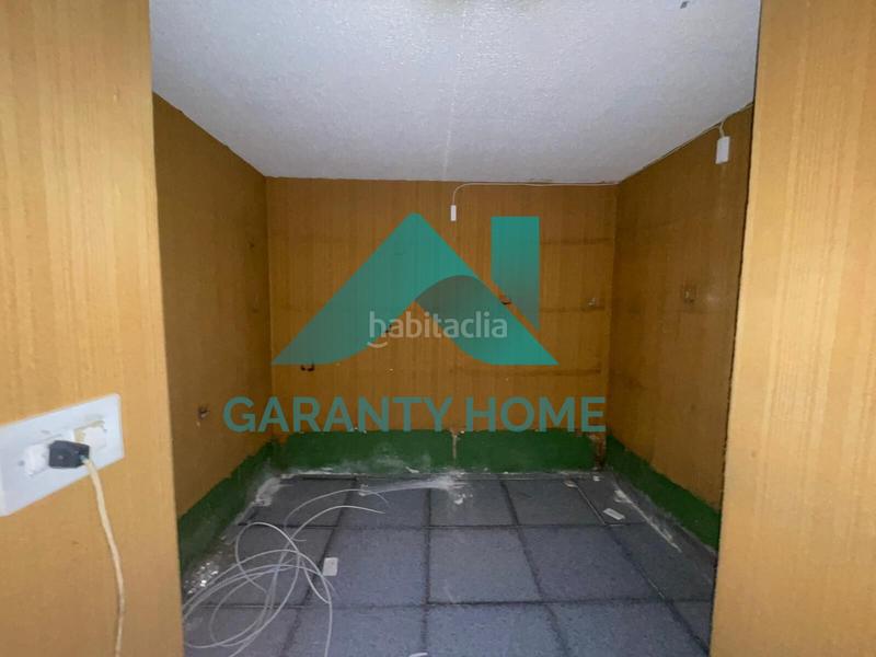 Foto 496fbc8c-c10e-4cea-96f9-24561e51a805. Lloguer local comercial a Centro Cáceres