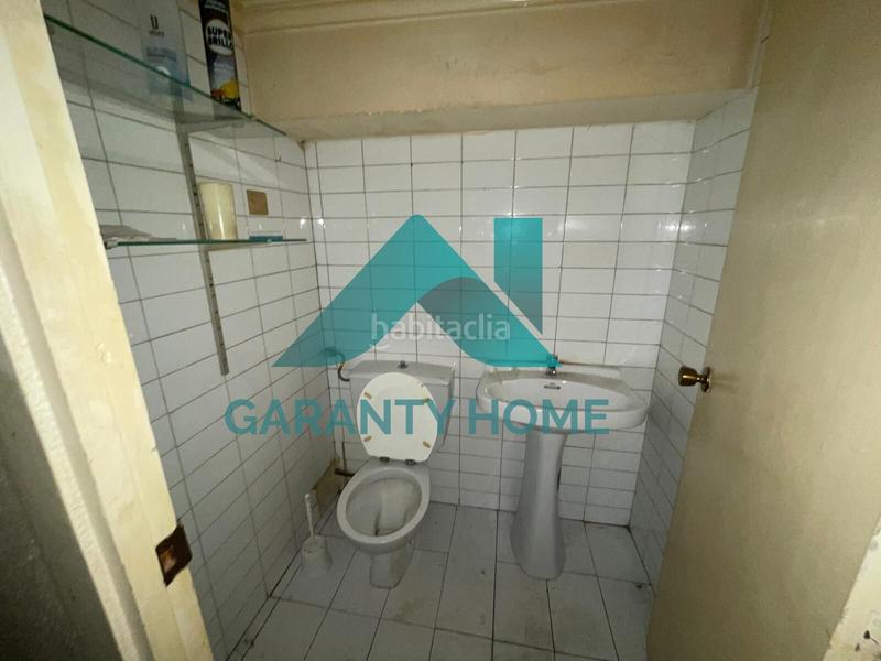 Foto cff13f6b-148d-47f3-845a-f37a2abd5e2e. Lloguer local comercial a Centro Cáceres