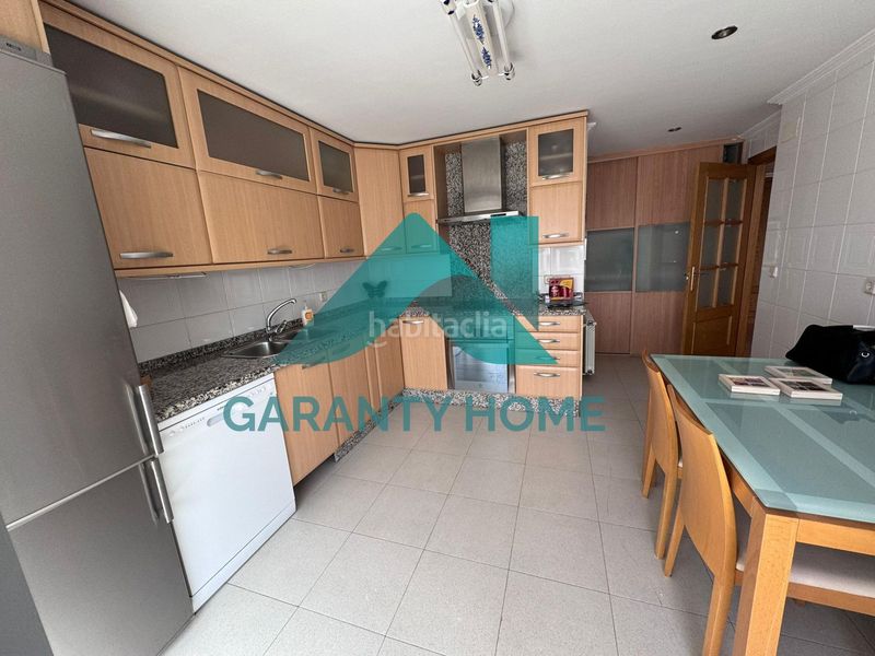 Foto 1323fd80-8d21-49a4-b69e-c8897aff8721. Rent flat with heating parking pool in Centro Cáceres