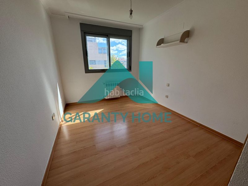 Foto 5cc5d65c-996e-4ee9-864a-78f77c81cb2d. Rent flat with heating parking pool in Centro Cáceres