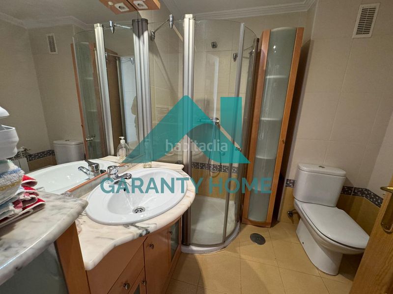 Foto cdb3c85d-f89b-43e8-99e3-7b26477556fb. Rent flat with heating parking pool in Centro Cáceres
