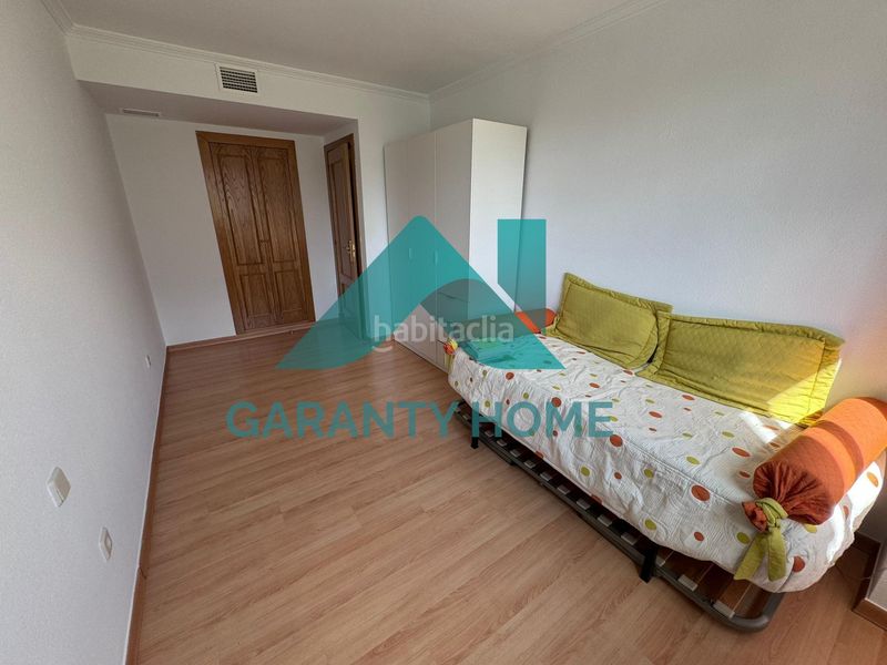 Foto e21a1227-613e-44c8-b5eb-e17831ef433c. Rent flat with heating parking pool in Centro Cáceres