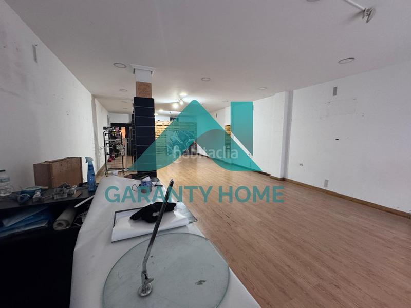 Foto 11e7269d-9cca-462e-bc1c-dfa30707eff5. Lloguer local comercial a Centro Cáceres