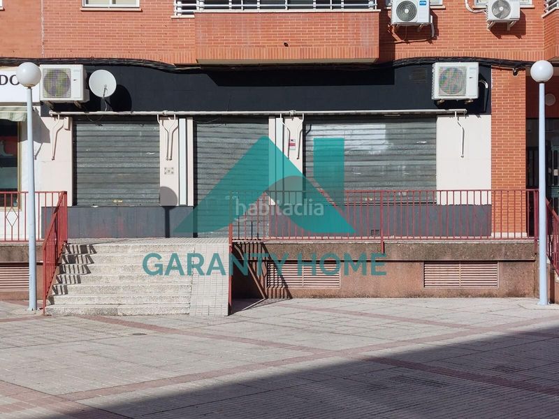 Foto d2f10526-5230-44c4-9b95-ee2898910f08. Local comercial a Centro Cáceres