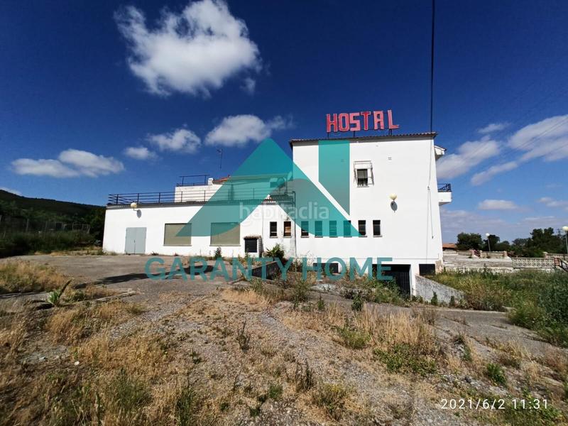 Foto fe2a6200-b59e-4acd-999f-68f2dd0d655f. Edifici a Aliseda