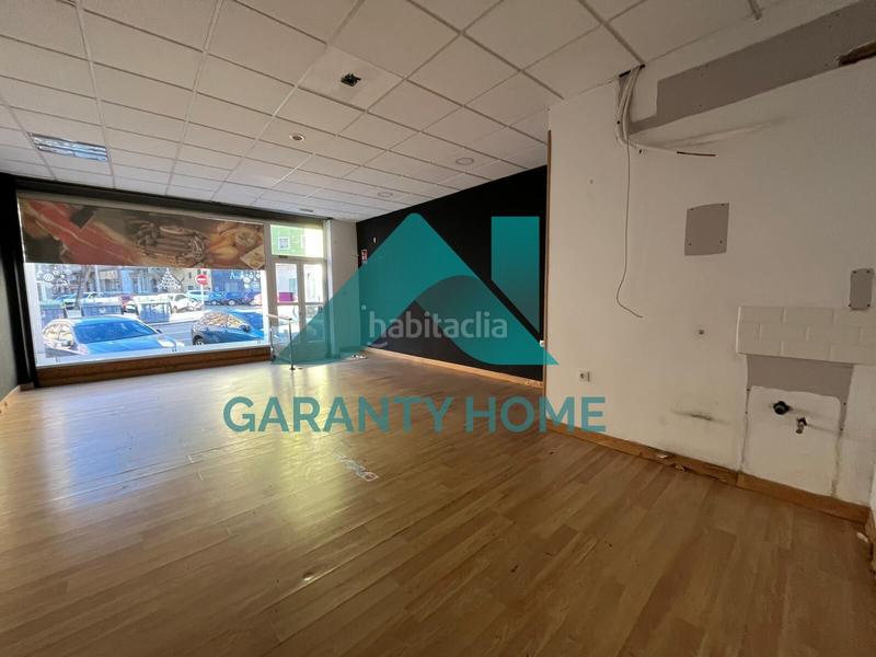 Foto 9f5ef1f1-4c25-4653-bb47-d1a3d39cf6c6. Alquiler local comercial  en alquiler en el Centro ! en Cáceres