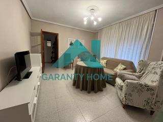 Lloguer Apartament a Centro. Se alquila vivienda en zona perú, cáceres!