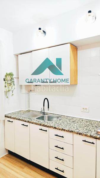 Foto c8d5a6ae-f28b-4c27-9a9b-52a75c2ad8d8. Alquiler piso se vende o se alquila piso reformado en zona san blas, ! en Cáceres