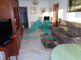 Location Appartement à Centro. Se alquila apartamento en antonio hurtado, cáceres!