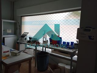 Geschäftsraum in Montesol - Mejostilla. Se vende local comercial en residencial gredos, cáceres!