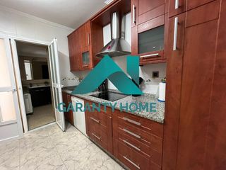 Rent Flat in Centro. Se alquila piso amueblado en zona centro, cáceres!