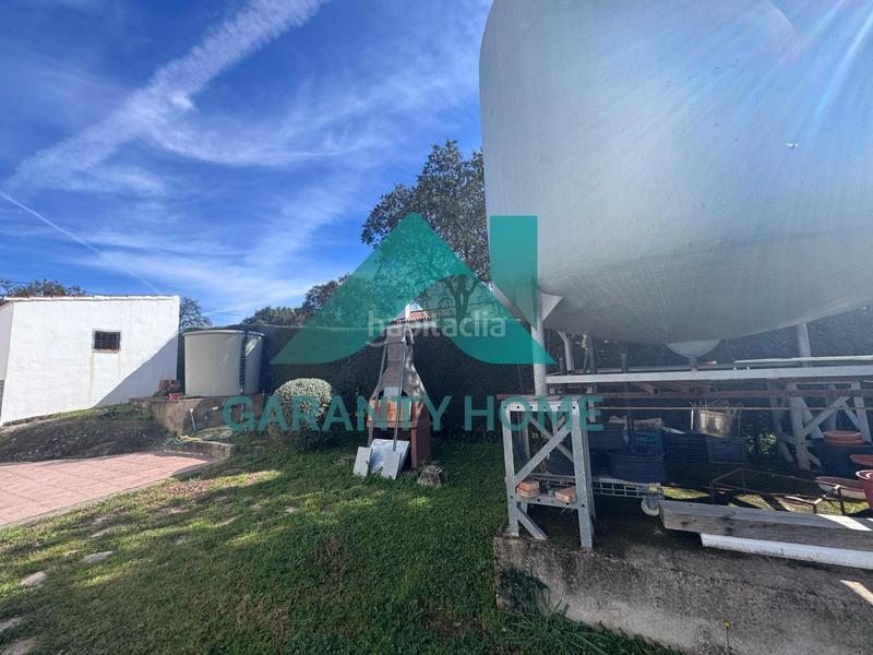 Foto ac369230-2d7a-4ea9-8444-48c0a148f316. Casa amb calefacció piscina a Estación Arroyo Malpartida Cáceres