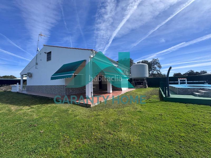 Foto c7bc23f5-777e-4f68-b7e6-fcb06eb90426. Casa amb calefacció piscina a Estación Arroyo Malpartida Cáceres