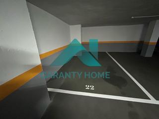 Aparcament cotxe a Centro. Se vende plaza de garaje en zona gil cordero, cáceres