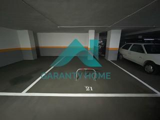 Aparcament cotxe a Centro. Se vende plaza de garaje en zona gil cordero, cáceres