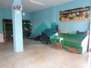 Lloguer Local Comercial a Centro. Se alquila local comercial en zona perú, cáceres!