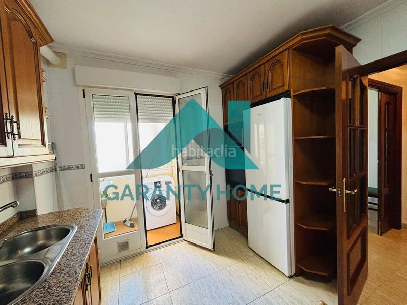 Foto 266396dc-f1d3-4bab-828e-b485851fa538. Rent flat with heating in Ruta de la Plata Cáceres