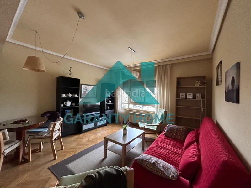 Foto 1265625b-4794-4a40-835a-c4986de02aa3. Alquiler apartamento se alquila piso en zona r66 en Cáceres