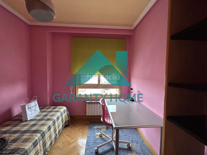 Foto 2acc059a-86cc-4cec-a273-95cda96bb980. Alquiler apartamento se alquila piso en zona r66 en Cáceres