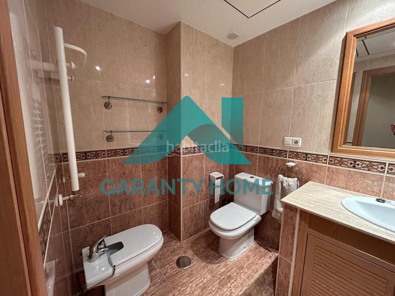 Foto 80744cfa-27e5-4288-8f38-e33113db26ee. Alquiler apartamento se alquila piso en zona r66 en Cáceres