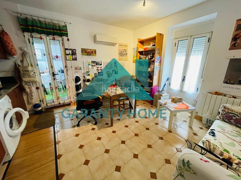 Foto ee920d3a-1e3f-4ec2-abf0-cb2573c143ae. Apartament amb calefacció a Casco Antiguo Cáceres