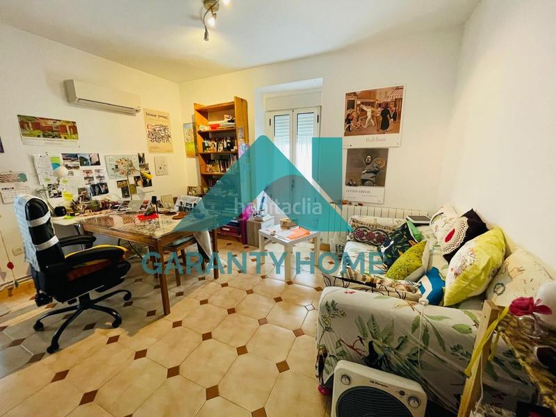 Foto fd870757-6203-472a-a192-8d9596f35bb5. Apartament amb calefacció a Casco Antiguo Cáceres