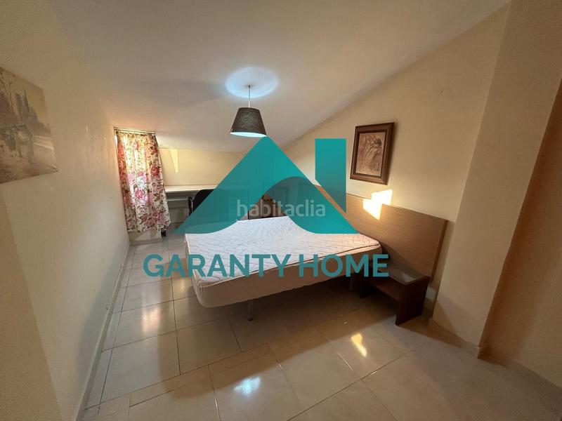 Foto 1182078d-170c-4fb4-92e7-b24a272914e6. Alquiler ático se alquila ático para estudiantes zona hernán cortés, en Cáceres