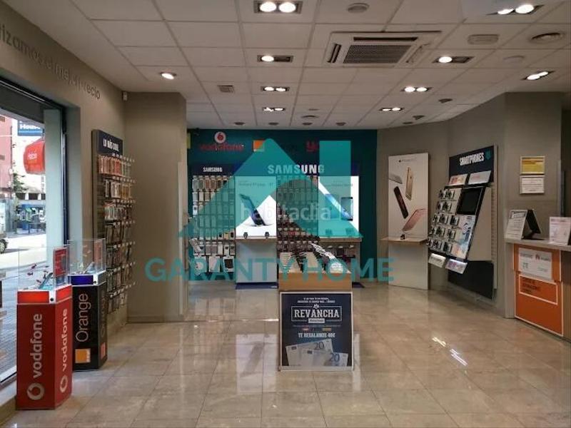 Foto bbc24a2c-dd3c-40ed-9e48-f1e2a82cbe7f. Rent business premise in Centro Cáceres