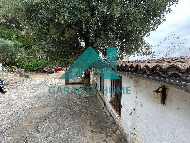 Foto 75879ae9-4fb2-4533-ba0b-d7838f692413. Chalet avec piscine dans Campus Universitario Cáceres