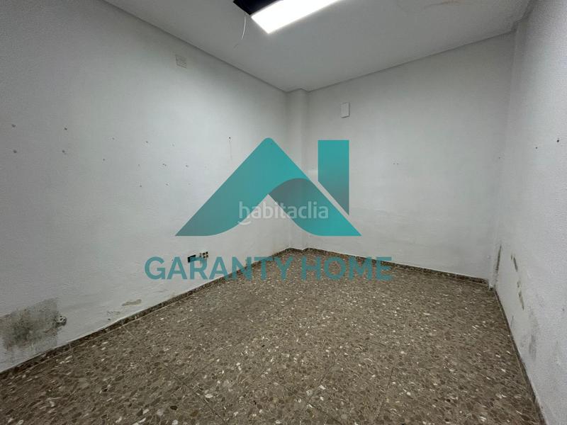 Foto a77ec999-40e2-4c28-9817-53147f576579. Rent business premise in Centro Cáceres
