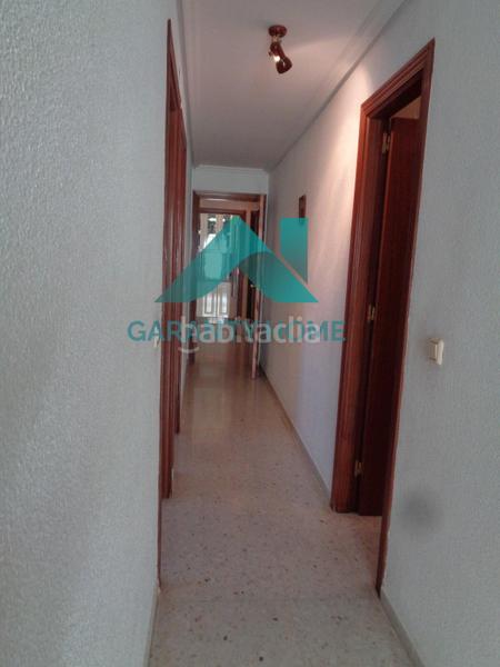 Foto 1bd31b69-5b5a-4fd8-9979-caa991b6f30a. Alquiler piso  de estudiantes en alquiler, zona castellanos ! en Cáceres