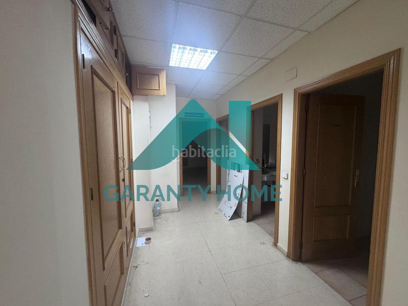 Foto 0c48d5d3-628f-4d01-b413-2a70f359f349. Lloguer oficina a Ruta de la Plata Cáceres