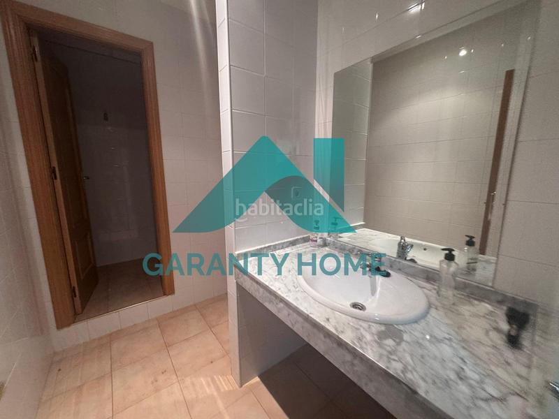 Foto 16b877c8-f0e0-4723-8a7b-797024a87932. Lloguer oficina a Ruta de la Plata Cáceres