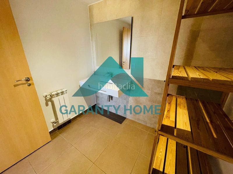 Foto a35107e8-be03-4d69-b389-360914edcec4. Alquiler piso se alquila piso amueblado con terraza lavadero en zona río tinto en Cáceres