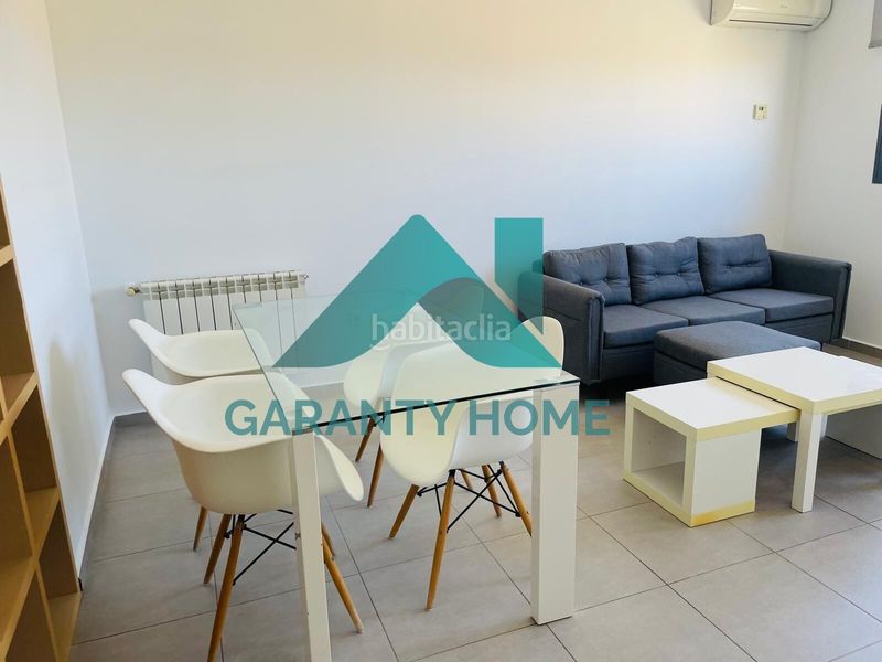 Foto b67cd5c0-810e-4562-98c8-6123b4b234d4. Alquiler piso se alquila piso amueblado con terraza lavadero en zona río tinto en Cáceres