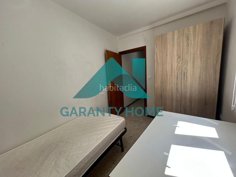 Foto 46935545-f575-48d1-9b66-4aa8ec684ecb. Alquiler piso se alquila piso en zona margallo, , se admite estudiantes! en Cáceres