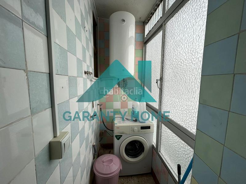 Foto e758bc27-09ba-4656-8e1c-eeaa7aa137c0. Alquiler piso se alquila piso en zona margallo, , se admite estudiantes! en Cáceres