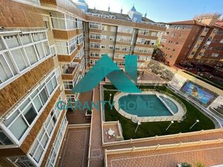 Lloguer Apartament a Ruta de la Plata. Apartamento con piscina en zona r66