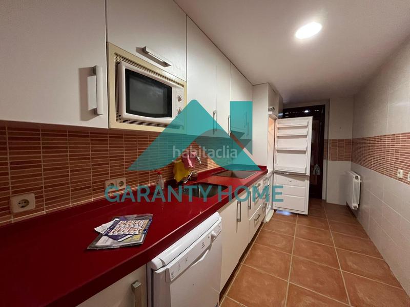 Foto e2b8f693-5558-4d49-9b28-bfec85429440. Affitto attico con riscaldamento parcheggio piscina in Cáceres