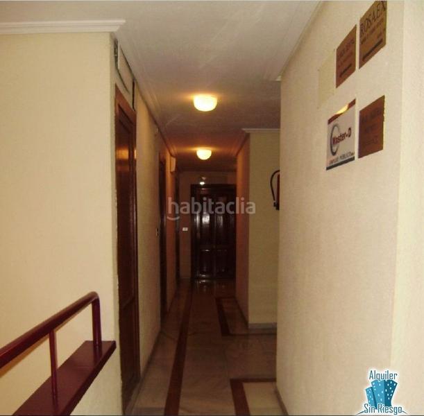 Foto 5938e015-bb2d-4c85-a4f0-101727ab10c0. Miete büro mit heizung in Centro Cáceres