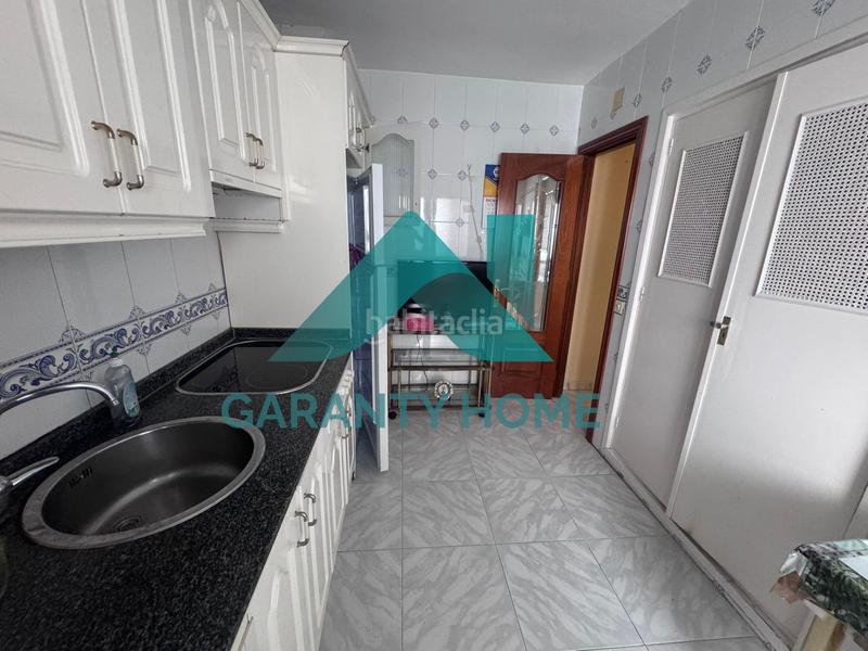 Foto 4079315d-f5ef-4797-af54-60cb0ddc4a26. Appartamento con parcheggio in Centro Cáceres