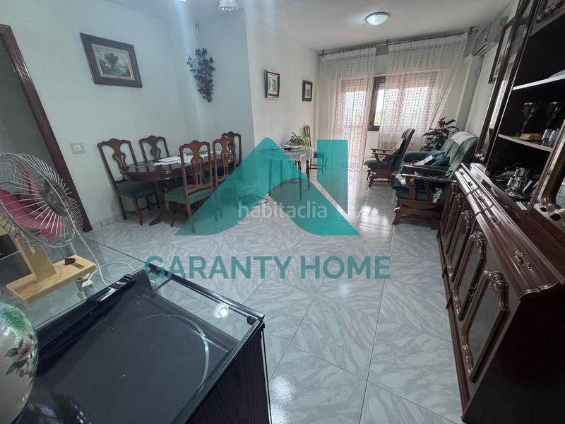 Foto fcc6d2cb-fb7d-4b2a-b187-3dd941266975. Appartamento con parcheggio in Centro Cáceres