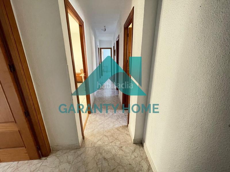 Foto 1a50b2d5-99b1-496b-b9e5-1a8335f86d18. Piso amplia vivienda en pleno Centro en Centro Cáceres