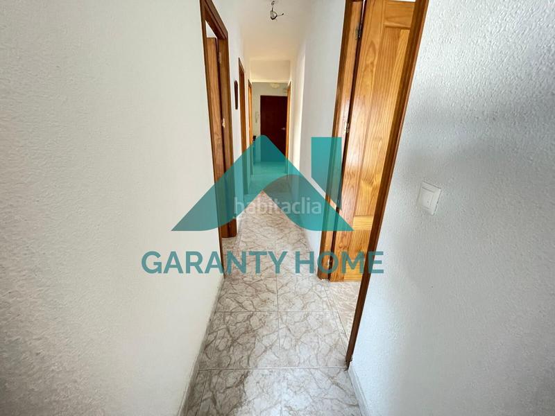 Foto f024575a-393e-4dd1-b3dd-783bda74db73. Piso amplia vivienda en pleno Centro en Centro Cáceres