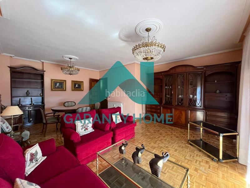 Foto 692fa222-26e2-4b95-8e3f-f2ec2b006188. Rent flat with heating parking in Centro Cáceres